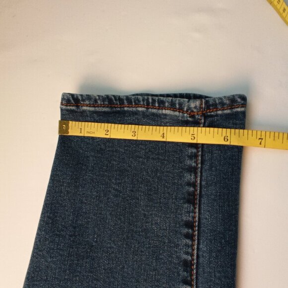 Kut From The Kloth Denim Jeans Size 6 Low Rise Straight Leg Medium Wash - Picture 10 of 10
